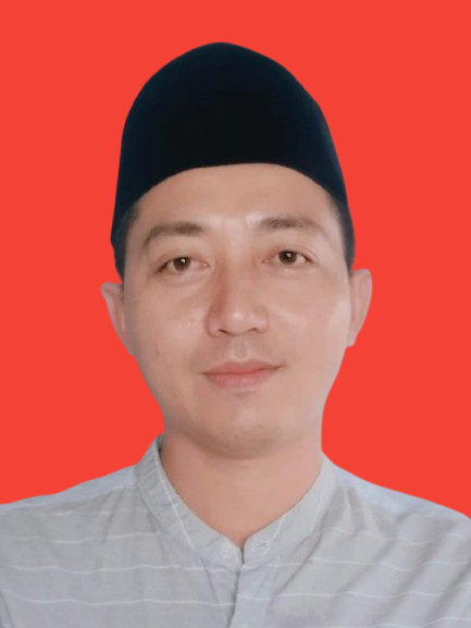 Ari Fajar Isbakhi, M.Pd.I.